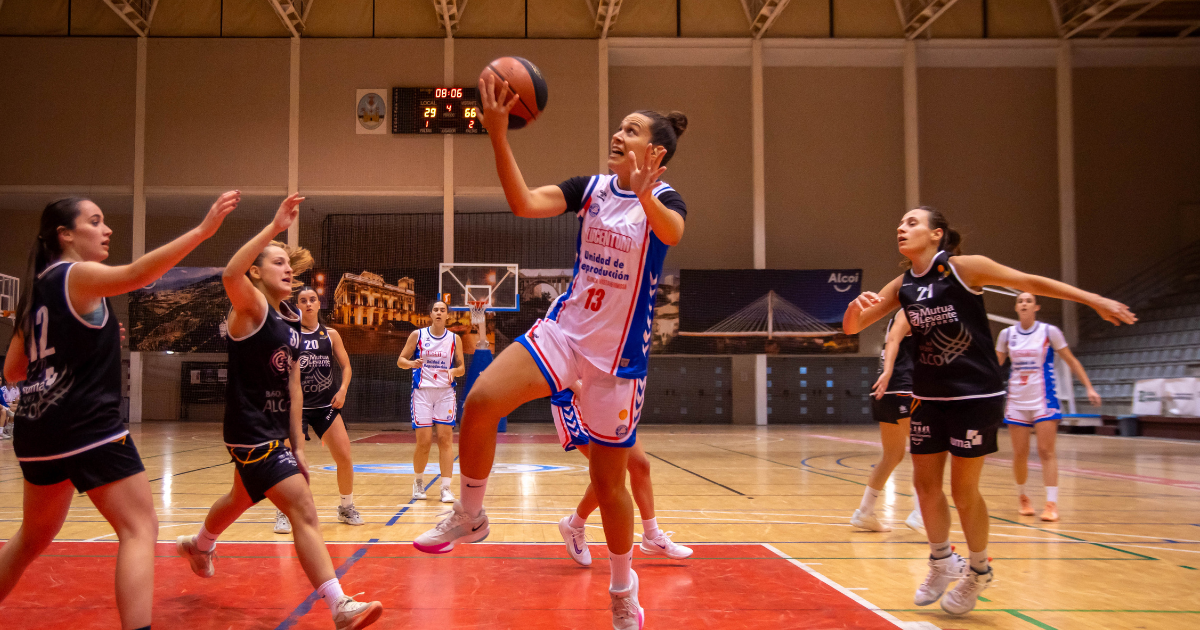 El Senior femenino se impone con autoridad en Alcoy y prolonga su racha en un gran partido coral