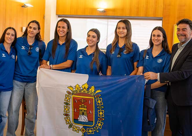 Femenino-ayuntamiento-02